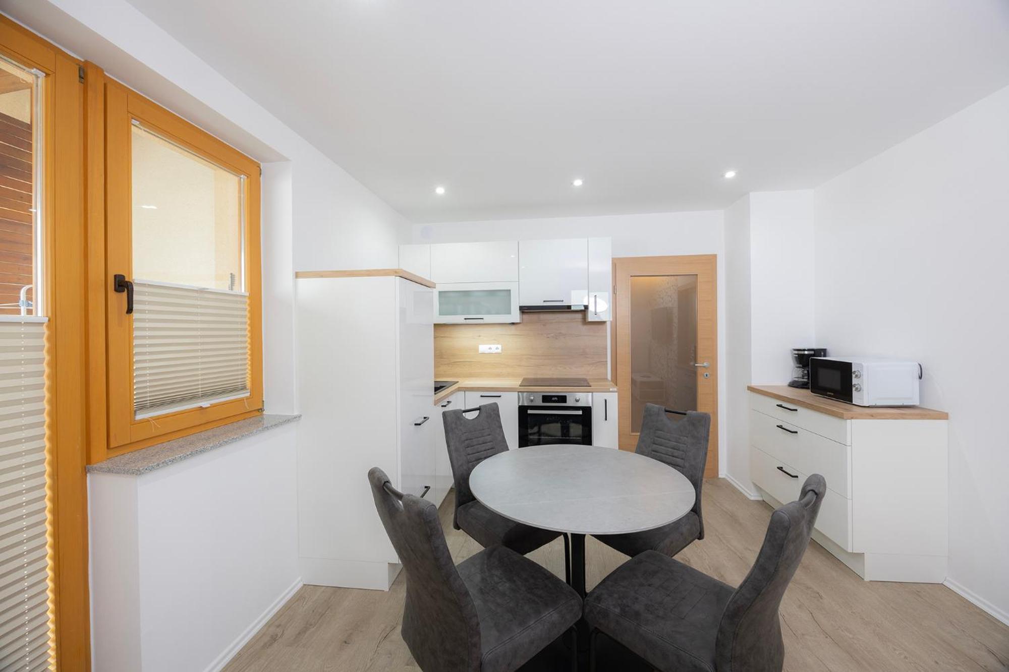 Apartment Arnika Kranjska Gora Ngoại thất bức ảnh
