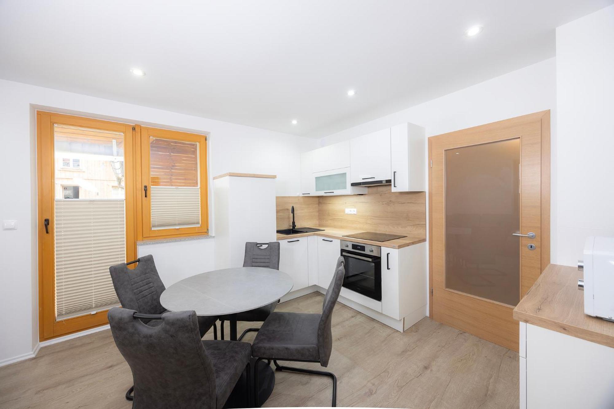 Apartment Arnika Kranjska Gora Ngoại thất bức ảnh
